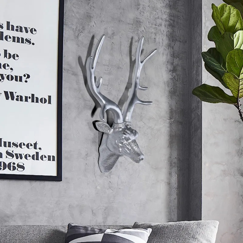 Kunstnerisk 3D hjortehode veggdekor, flott gave. Passer landlig stil, hytte eller moderne interiør.