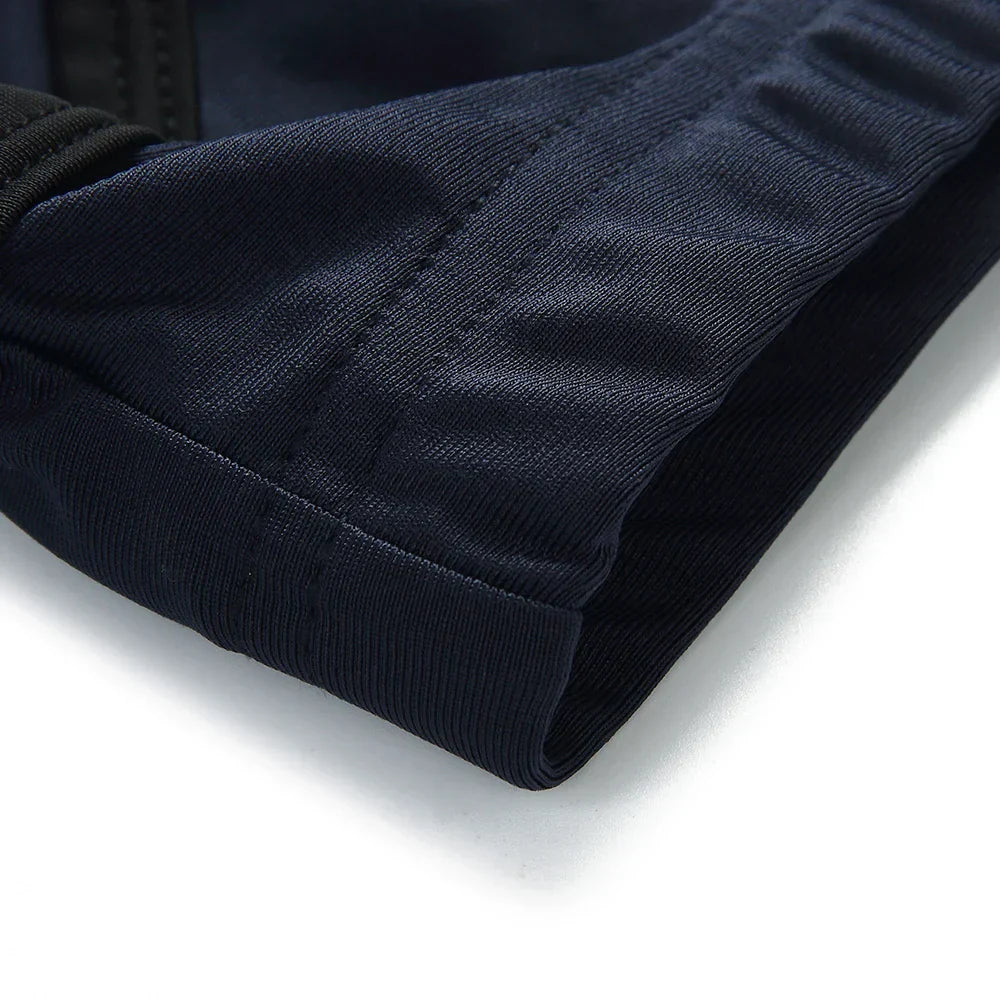 "Bequeme Damen Radunterwäsche in Dunkelblau, elastisch und atmungsaktiv, ideal für Radfahrerinnen. Perfekt für lange Touren."