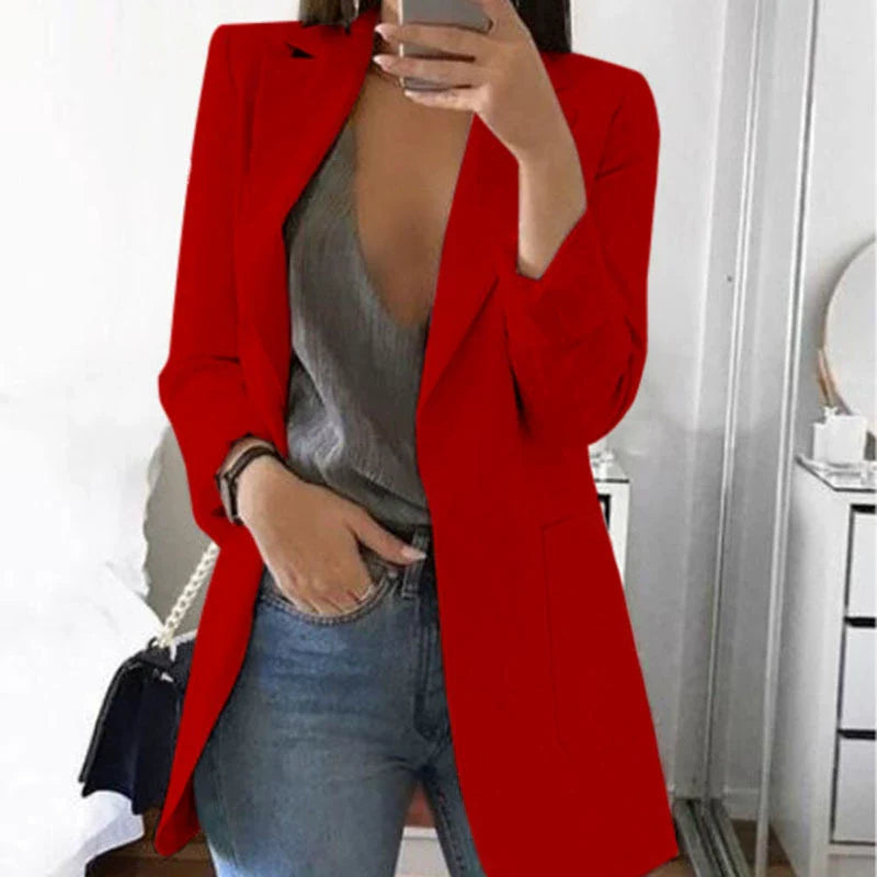 "Damen Blazer strukturiert, eleganter Schnitt, Vorderansicht. Ideal für Büro, hochwertige Materialien, vielseitige Farboption
