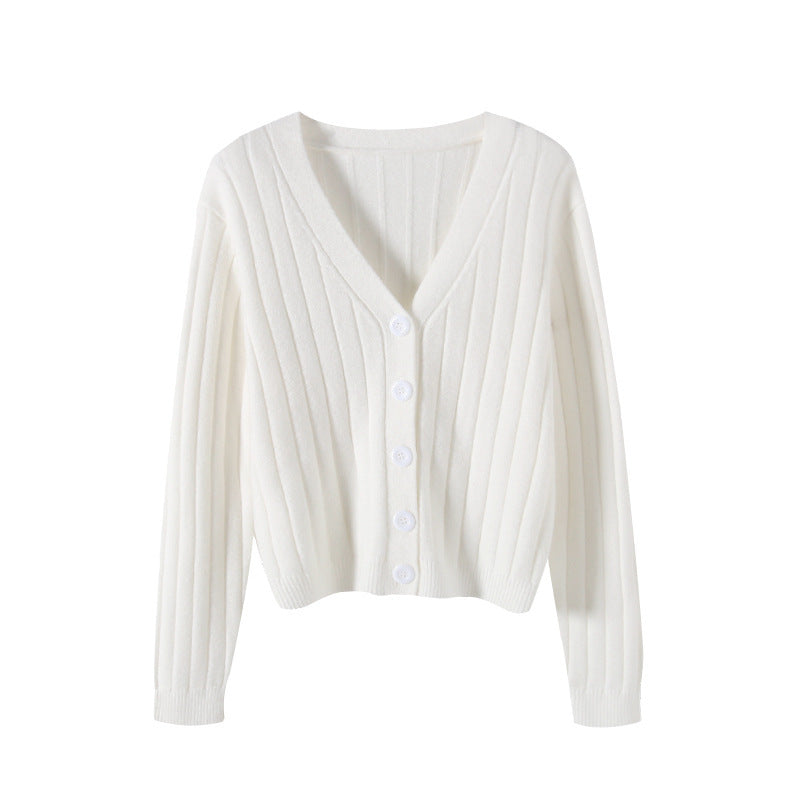 "Damen Kabelstrickpullover mit V-Ausschnitt, elegantes Design, kabelgestrickte Struktur, vielseitig und komfortabel."