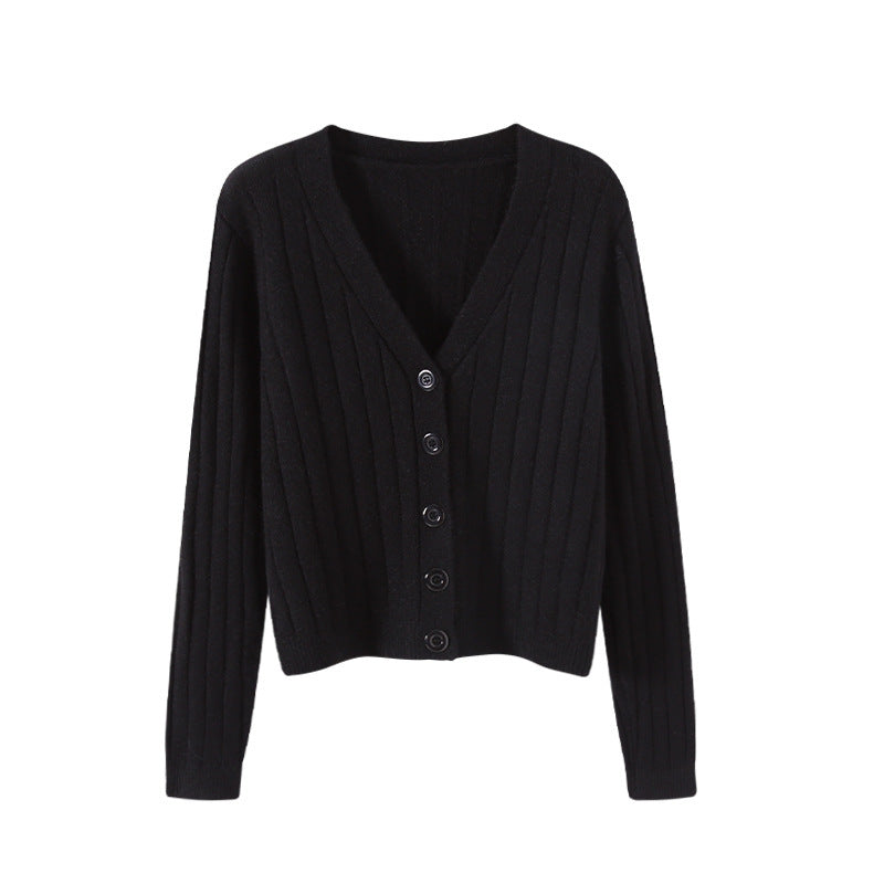 "Damen Kabelstrickpullover mit V-Ausschnitt, elegantes Design, kabelgestrickte Struktur, vielseitig und komfortabel."