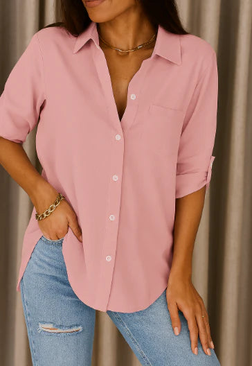 "Damen Langarm Bluse aus leichtem Stoff, seitliche Ansicht, elegante Passform, ideal für Büro und Freizeit, vielseitig tragba