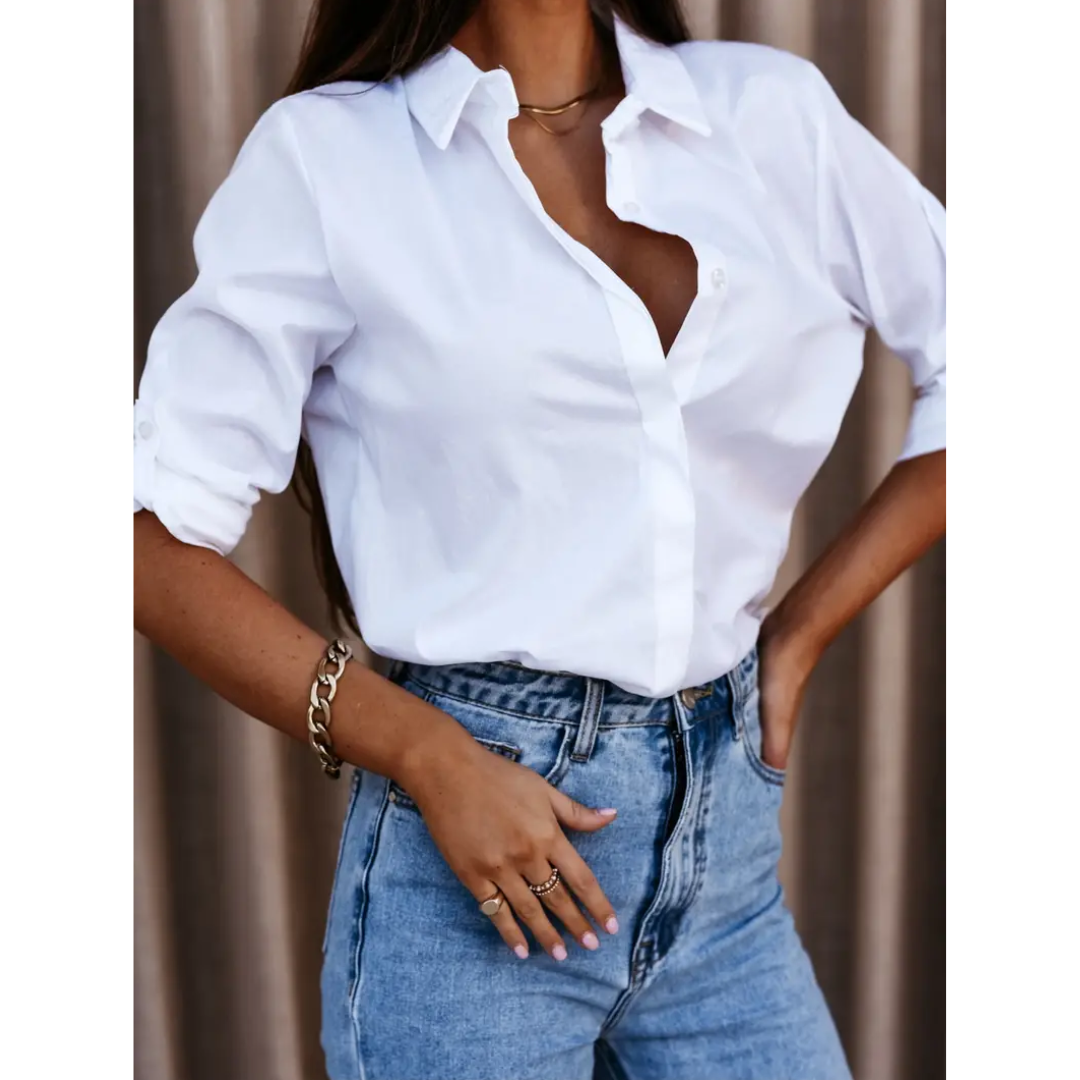 "Damen Langarm Bluse aus leichtem Stoff, seitliche Ansicht, elegante Passform, ideal für Büro und Freizeit, vielseitig tragba