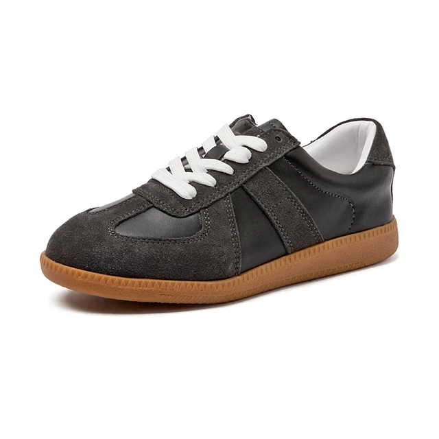 "Damen Leder-Sneaker, weiß, flach, moderner Stil, vielseitig, hoher Komfort, aus echtem Leder, ideal für Alltag und Freizeit.