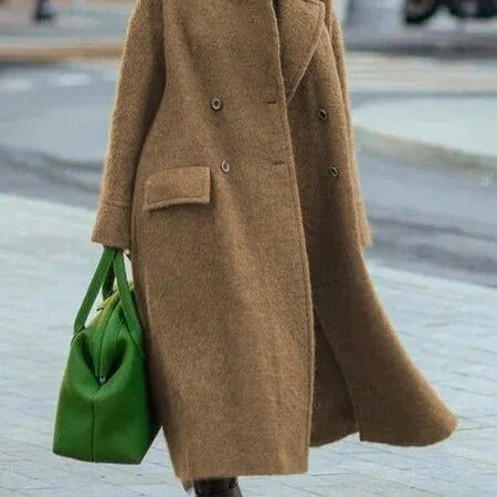 Damen Oversized Wollmantel, Doppelknopfleiste, Stehkragen, graue Wollmischung, eleganter Winterlook für kalte Tage.