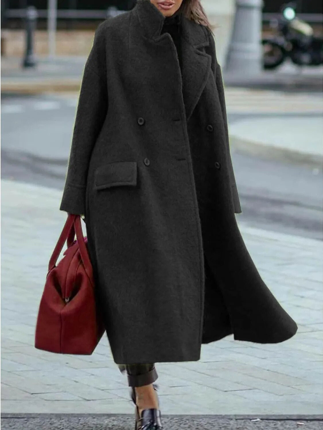 Damen Oversized Wollmantel, Doppelknopfleiste, Stehkragen, graue Wollmischung, eleganter Winterlook für kalte Tage.