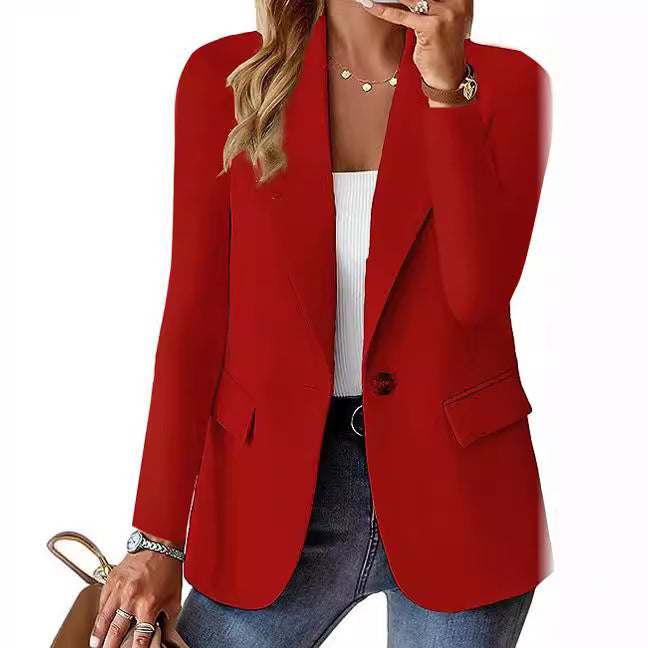 "Damenblazer in Frontansicht, eleganter Schnitt, klassisches Design, vielseitig für Büro und formelle Anlässe"