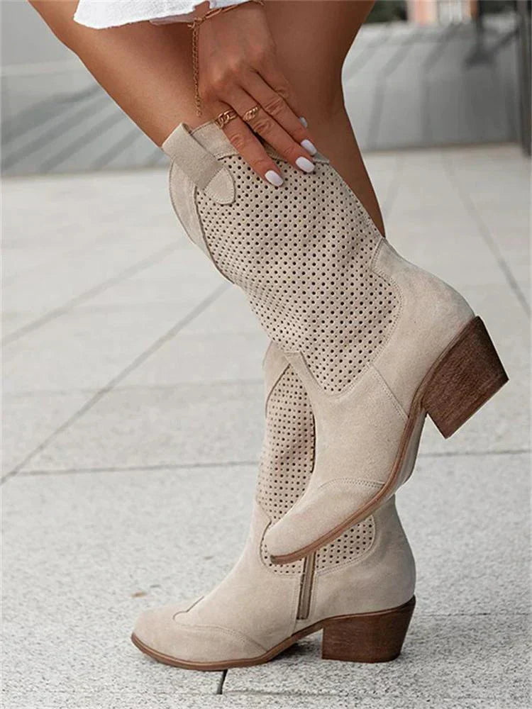 Elegante Damen Cowboy Stiefel, beige Leder, ergonomische Passform, vielseitiges Design, Größen 35-43 verfügbar.