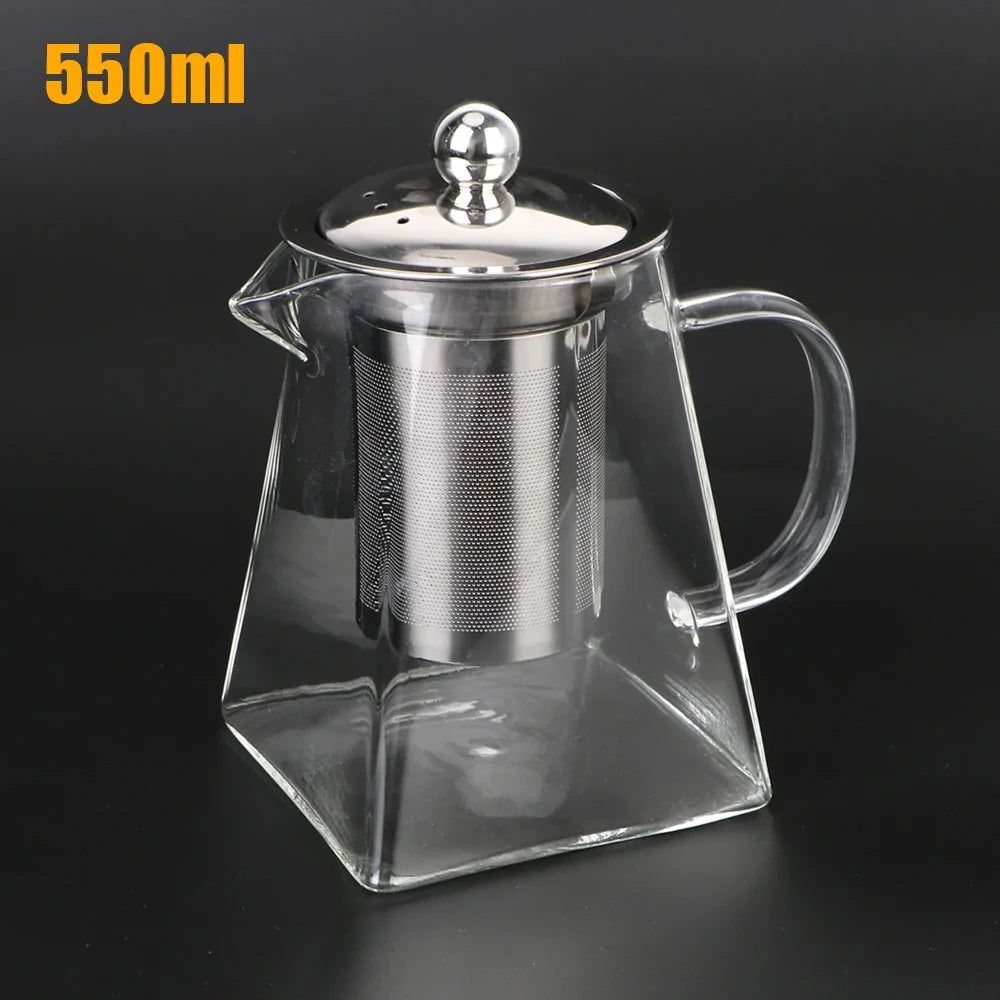 Elegante Glas-Teekanne mit Edelstahlsieb, hitzebeständig, spülmaschinenfest, ideal für losen Tee; erhältlich in 3 Größen.