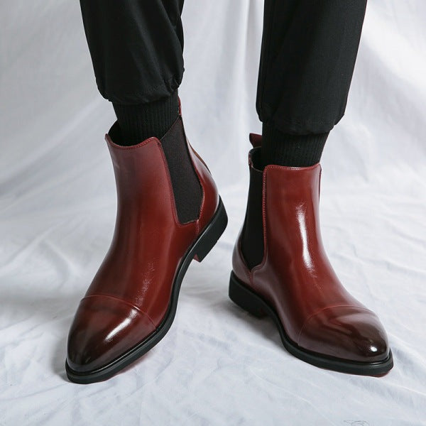 Elegante Herrenstiefel aus braunem Leder, ideal für stilvolle und bequeme Outfits, vielseitig kombinierbar.