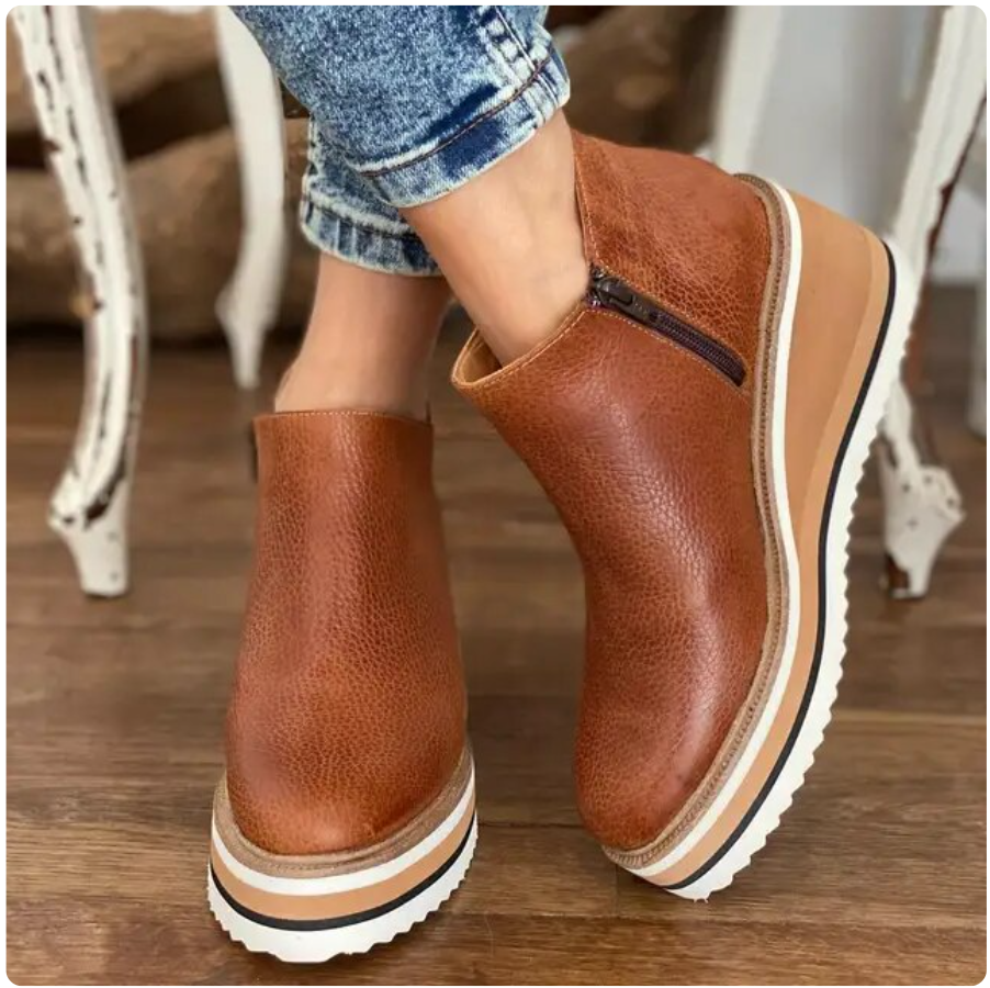 "Elegante orthopädische Damen-Stiefeletten, bequemer Schnitt, beige Farbe, für vielseitigen Einsatz bei jedem Anlass."