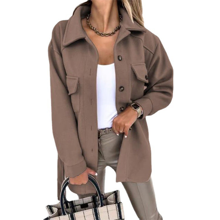 Eleganter Damen Wintermantel, wasserabweisend, mit Knopfverschluss und zeitlosem Design, ideal für stilvolle Herbst- und Wint