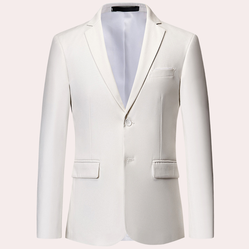 Eleganter Herrenblazer, schlanker Schnitt, Vorderansicht, zeitloses Design, vielseitig für Büro und formelle Anlässe.