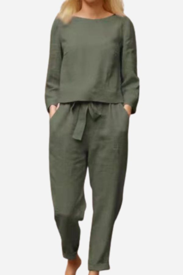 Eleganter Leinen-Zweiteiler für Damen in monochromen Farben; atmungsaktives Material, klassischer Schnitt für vielseitige Anl