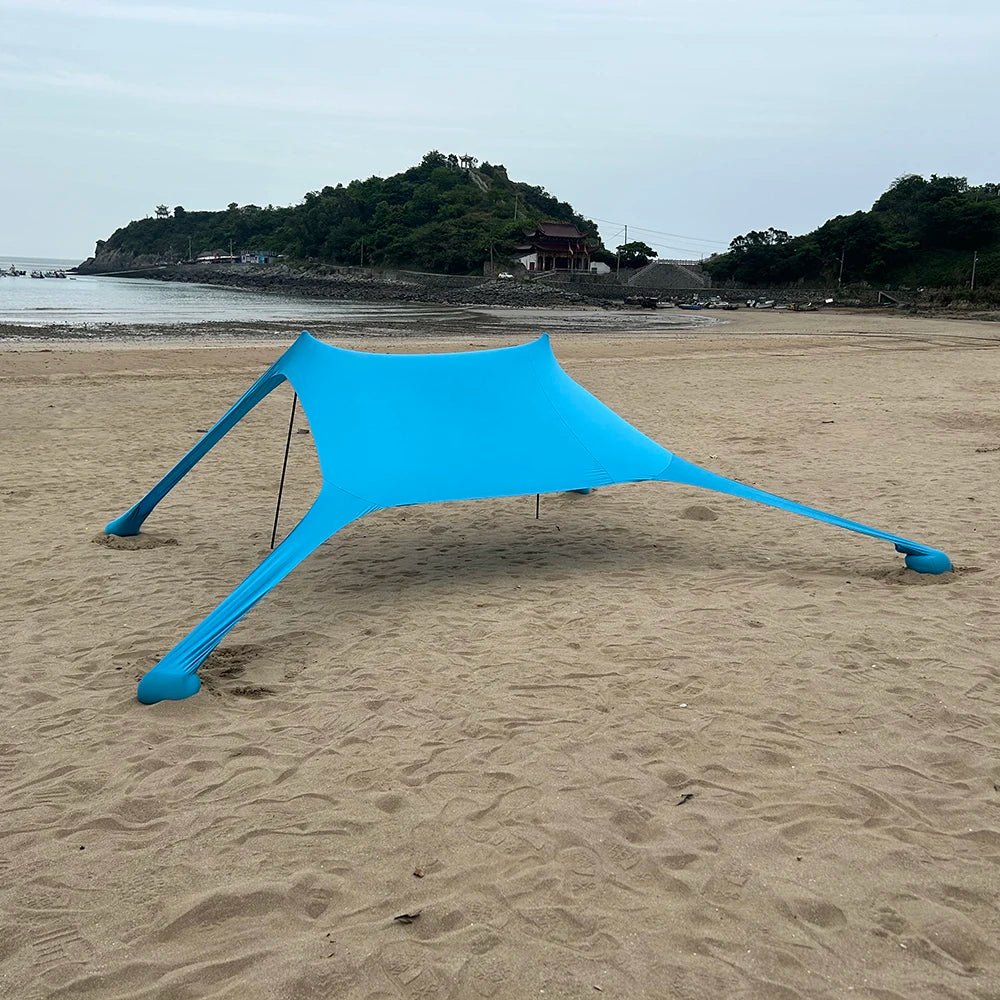 "Geräumige Strandmuschel mit UPF50+ UV-Schutz, geeignet für 3–4 Personen, ideal für sonnige Ausflüge am Strand."