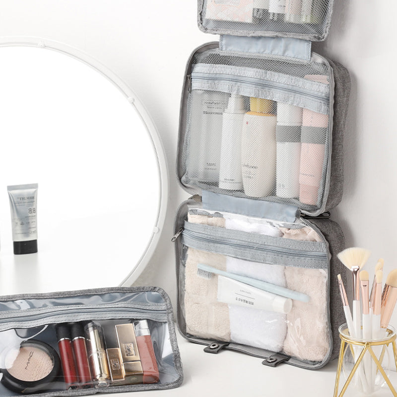 "Kompakter, wasserabweisender Reise-Kosmetik-Organizer mit Hanf-Optik, 4 Fächern, transparenten Seiten und Haken."