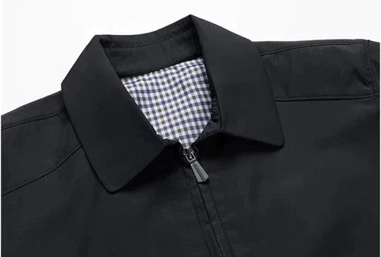 "Luxuriöse Herrenjacke, stilvolles Design, dunkelblau, elegante Schnittführung, optimaler Komfort, für modische Männer"
