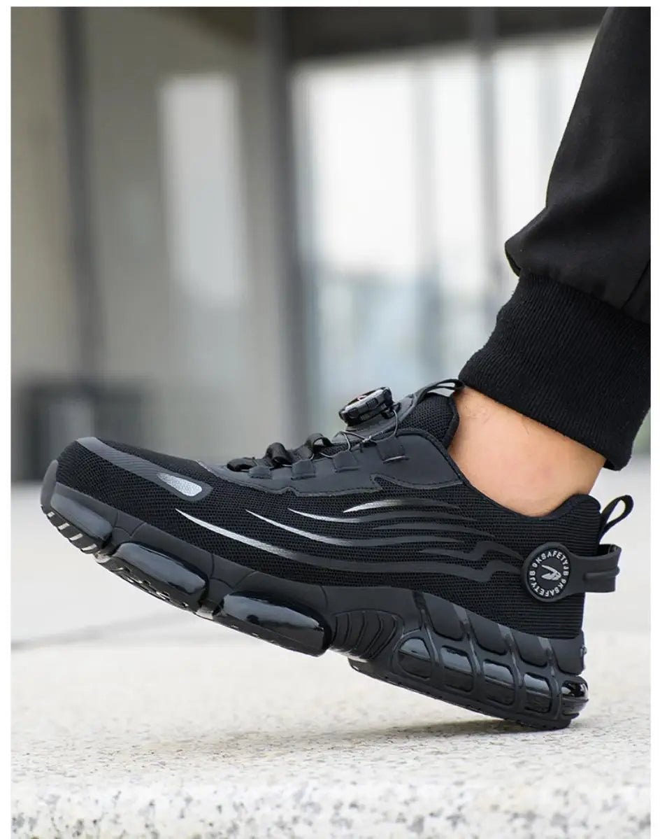 Arbeidssko med forsterket tĂĄhette og sklisikker sĂĄle