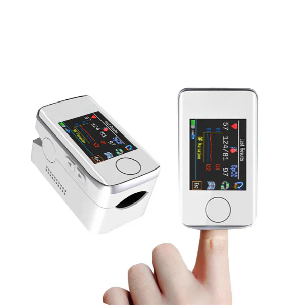 Pulsoximeter zeigt SpO₂ & Herzfrequenz auf OLED-Display; kompaktes Design, geeignet für Erwachsene & Jugendliche.