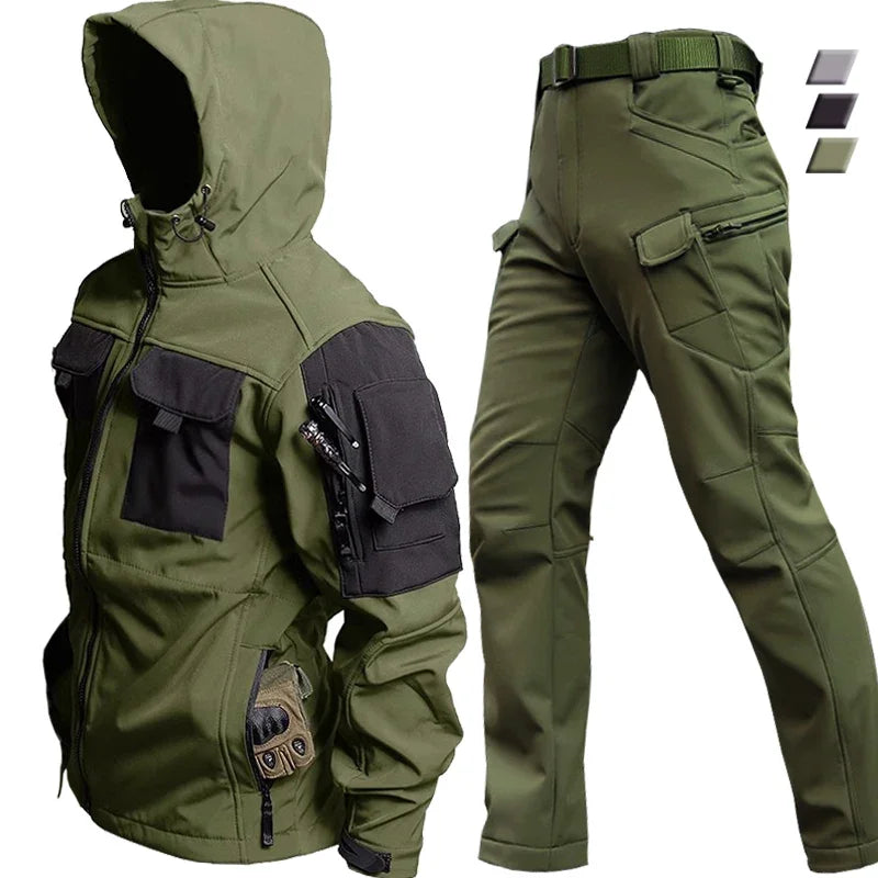 "Wasserdichter Thermoanzug für Outdoor, Kälteschutz, funktionale Taschen, ergonomisches Design in Dunkelblau"