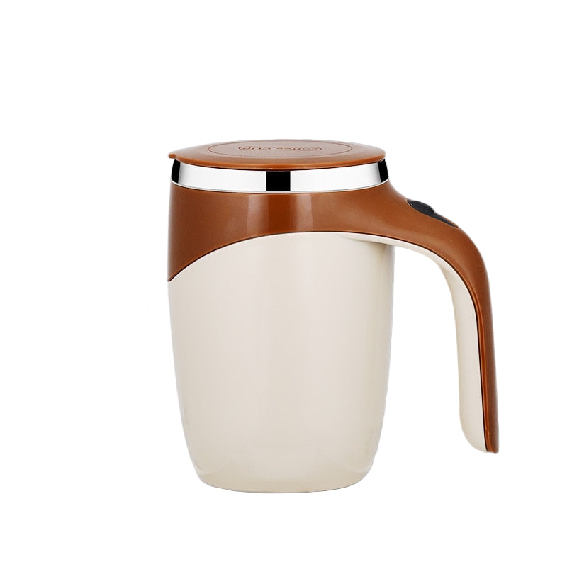 Automatisk rørekopp i moderne design, perfekt for blandede drikker på farten og reiser.