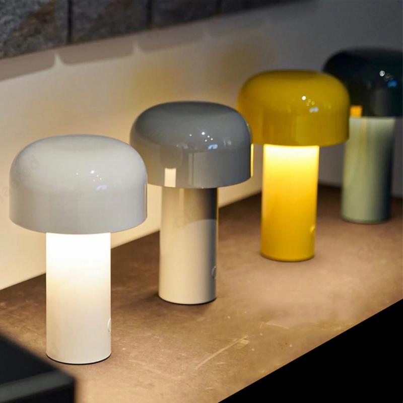 Moderne LED-bordlampe med dimbart stemningslys, bærbar og ideell for enhver stue.