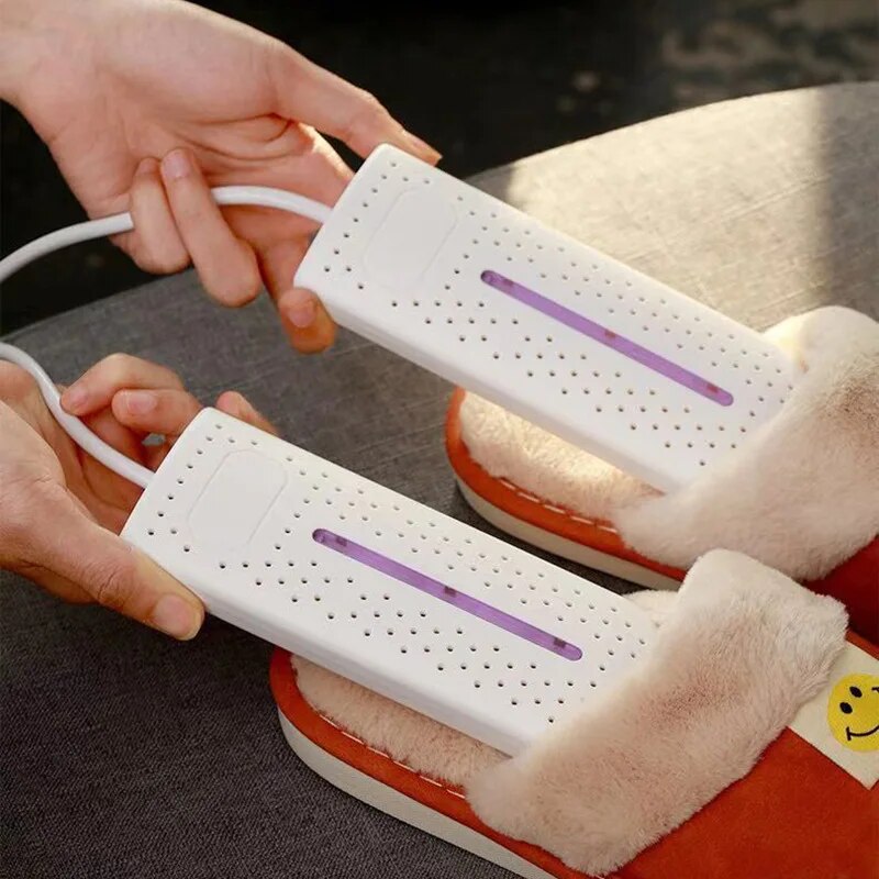 Innovativ sko sterilisator med tørkefunksjon. Perfekt for daglig hygiene og skopleie.