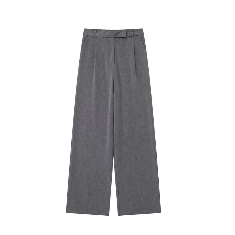 Stilfulle sommerbukser for kvinner. Baggy passform og høy midje for casual hverdagsmote.