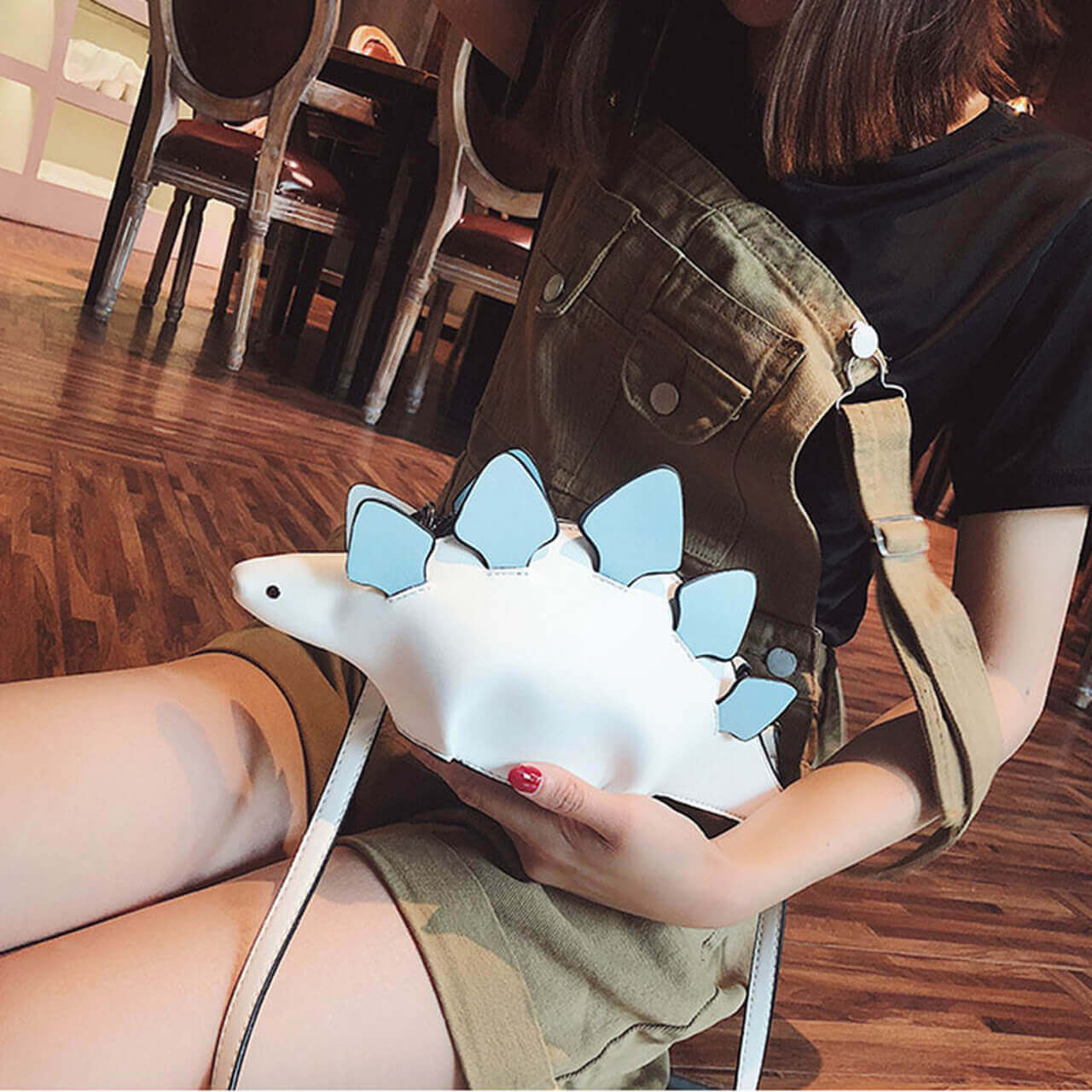 Leken barnesekk: Grønn 3D dinosaur crossbody-veske, unikt og stilig PU-lær til barn.