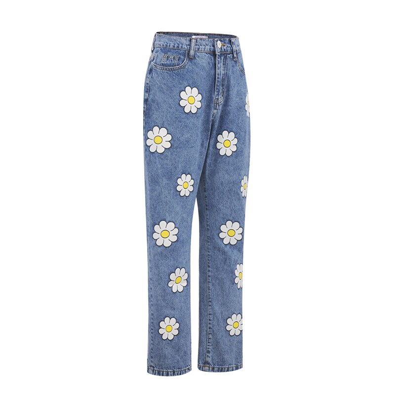 Blå damejeans med høy midje og rett passform, utsmykket med delikate broderte tusenfryd foran.