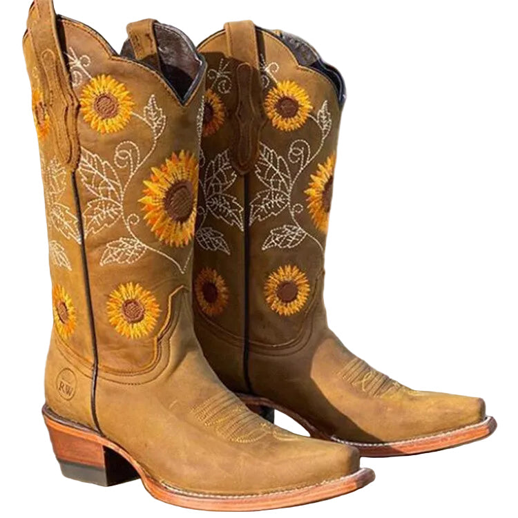 Boho chic damestøvler med solsikkemotiv. Komfortable kvinneboots perfekte for festival og vår/høst.