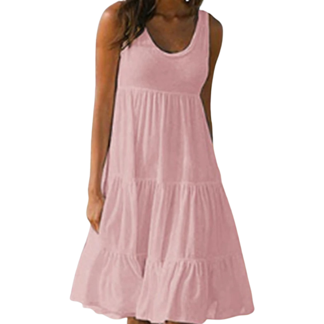 Ermeløs boho sommerkjole for kvinner med feminine volanger. Ideell for casual stil.