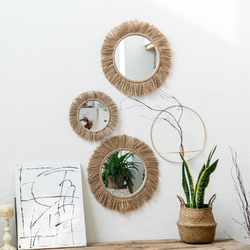 Rundt veggspeil med ramme av naturlig hamptau, perfekt for boho hjemmedekor og rustikk stil.