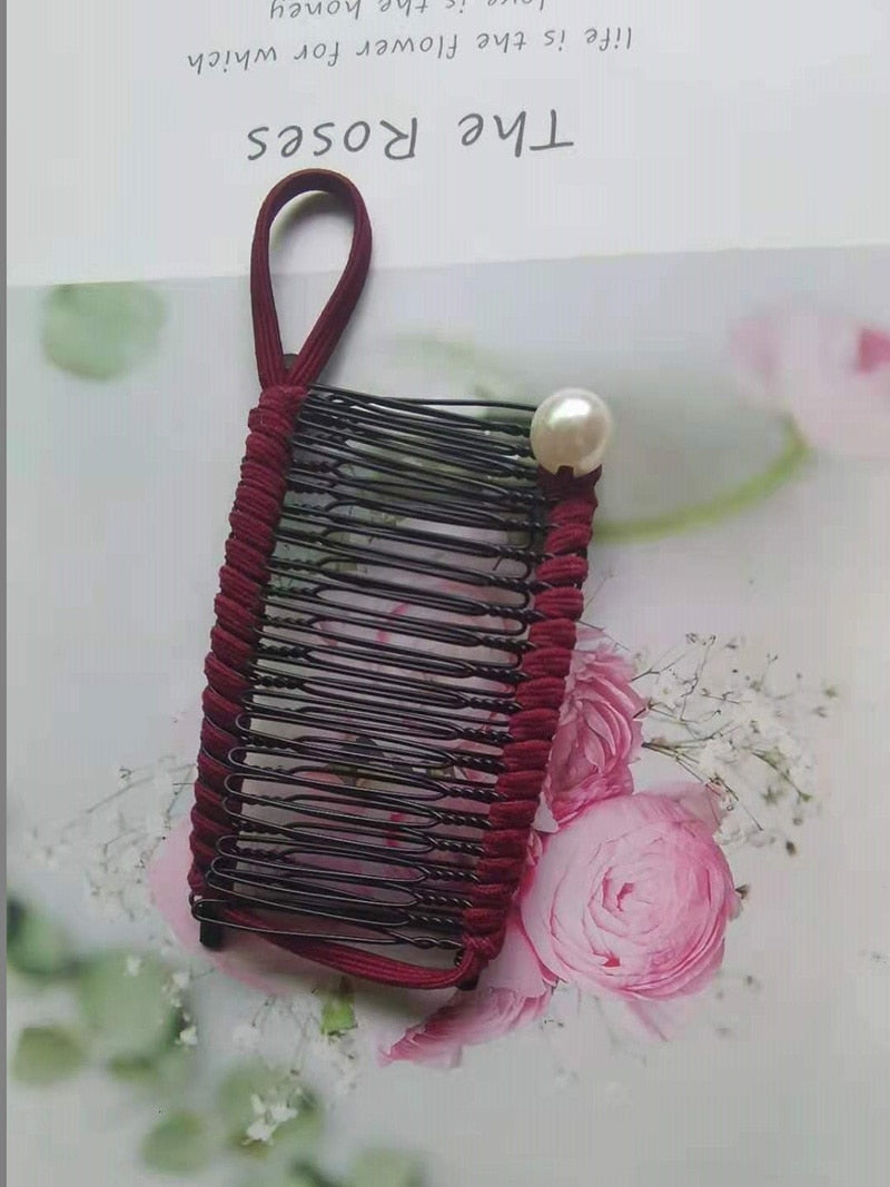 Enkel bananklips for rask og effektiv hårstyling. Flott hårpynt for alle anledninger.
