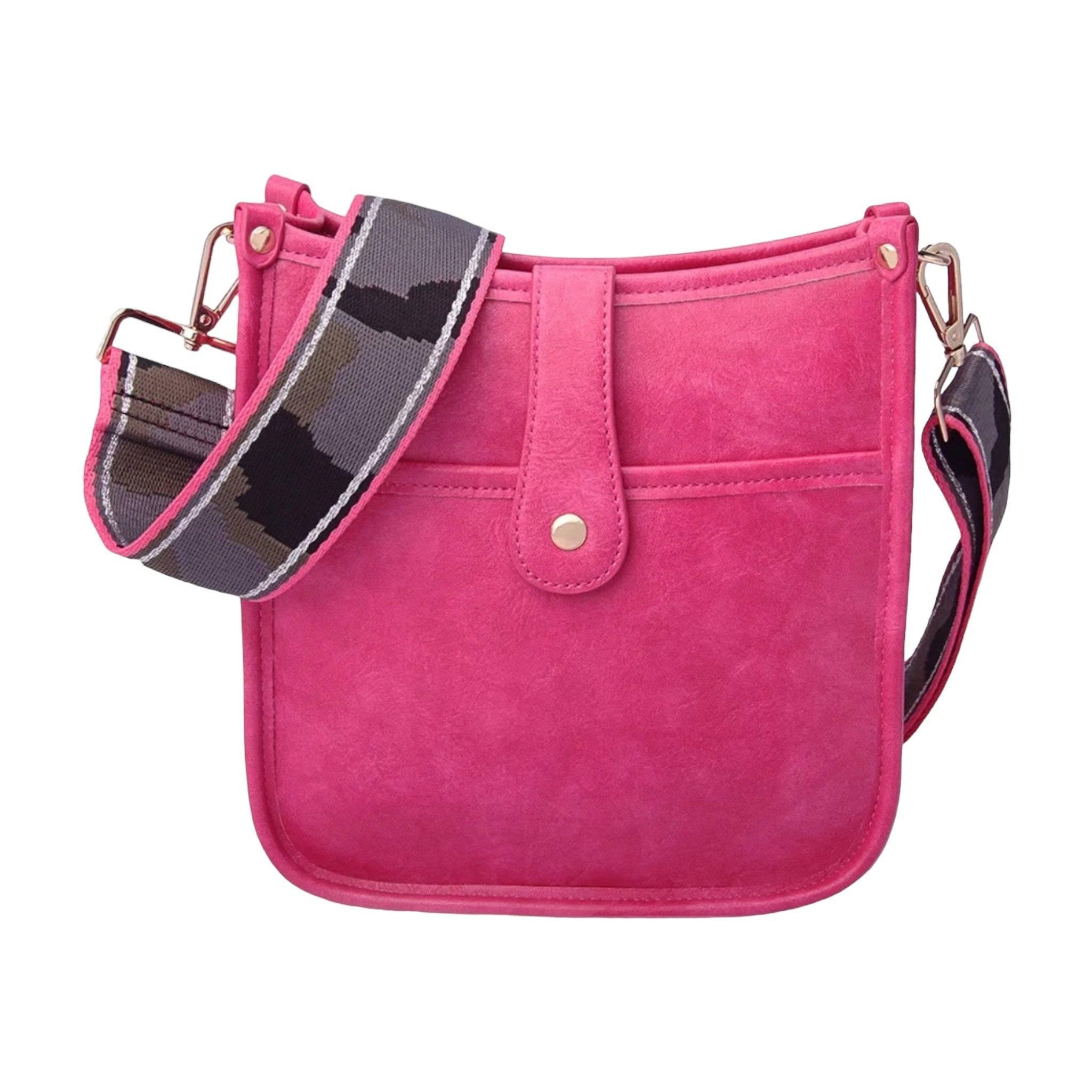 Vegansk skinn crossbody veske. Moteveske for kvinner med unik justerbar gitarsnor og stilrent design.