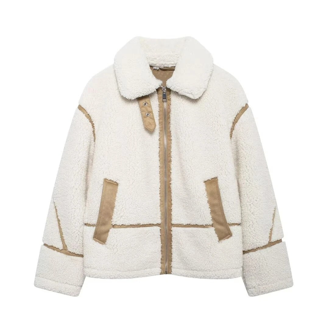 Dame dobbeltsidig reversjakke i svart/khaki, med stilig design og kontrastsstriper. Perfekt vinterjakke.
