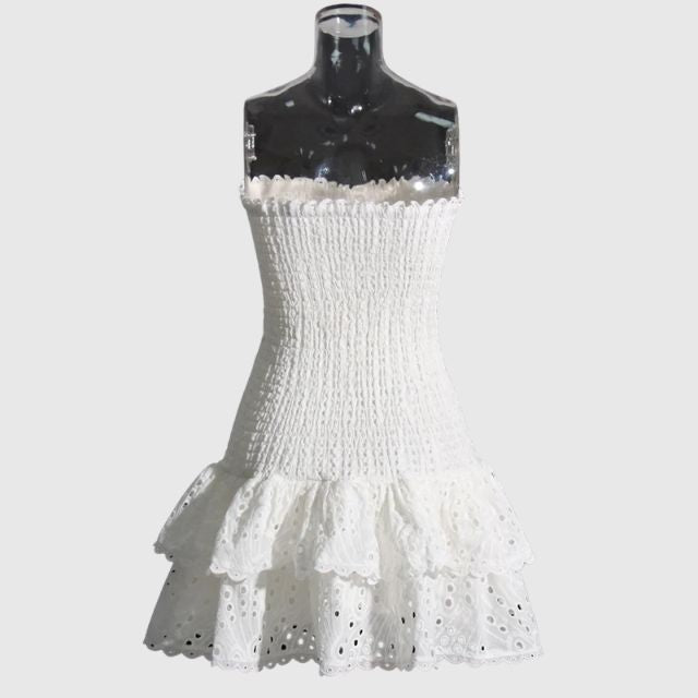 Blå paisley minikjole med rynket bandeau. Trendy sommerkjole for kvinner.