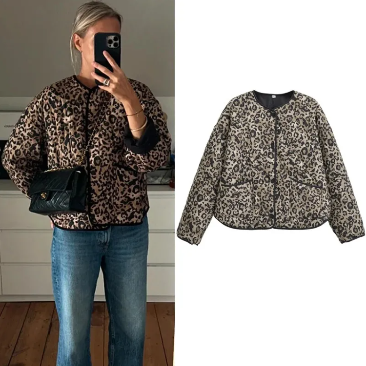 Trendy damejakke med leopardprint, et polstret statementplagg.