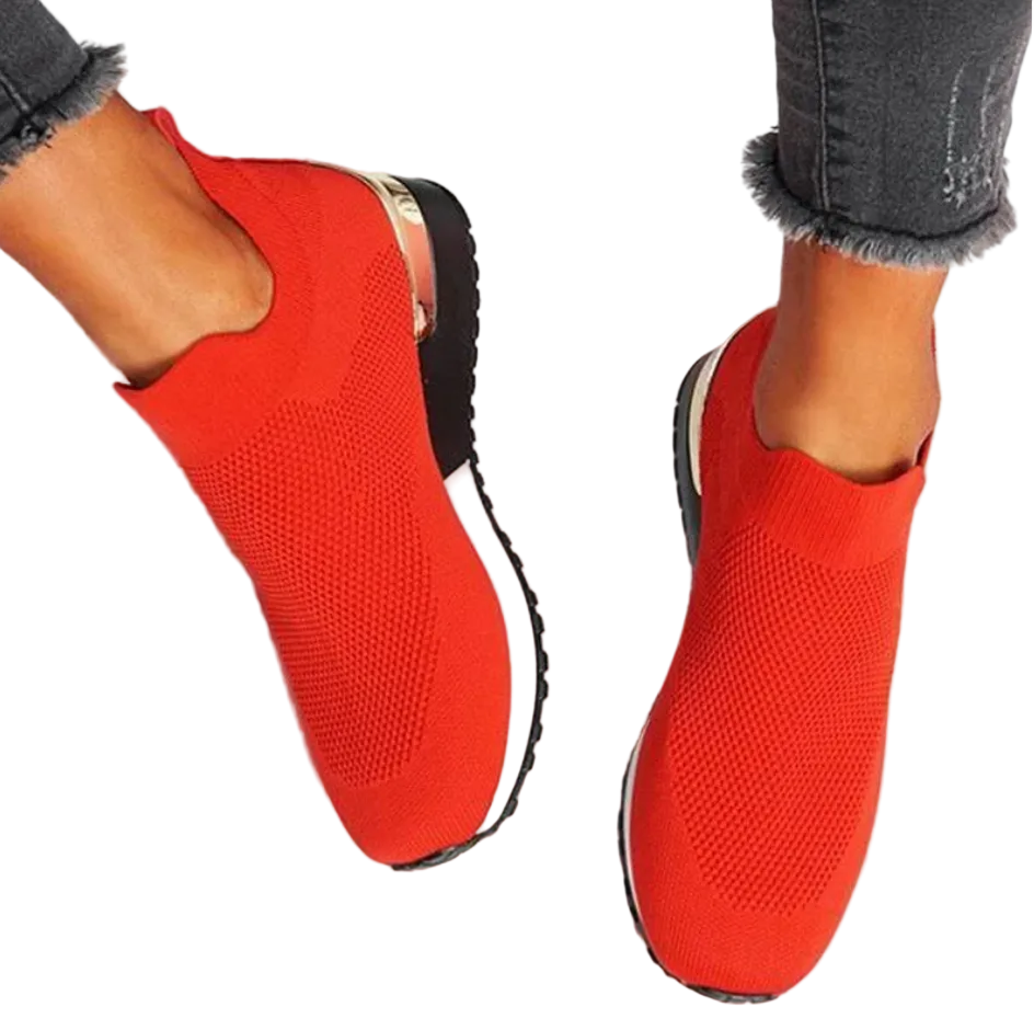 Dame slip-on joggesko i moderne design. Lettvekt, komfortabel fritidssko med gripesåle for hverdag og mote.
