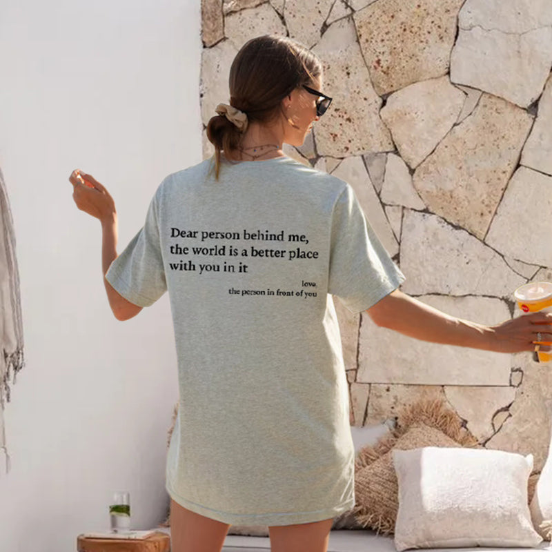 Svart dame t-skjorte med hvitt 'You are Enough' budskap. Komfortabel og inspirerende gave.