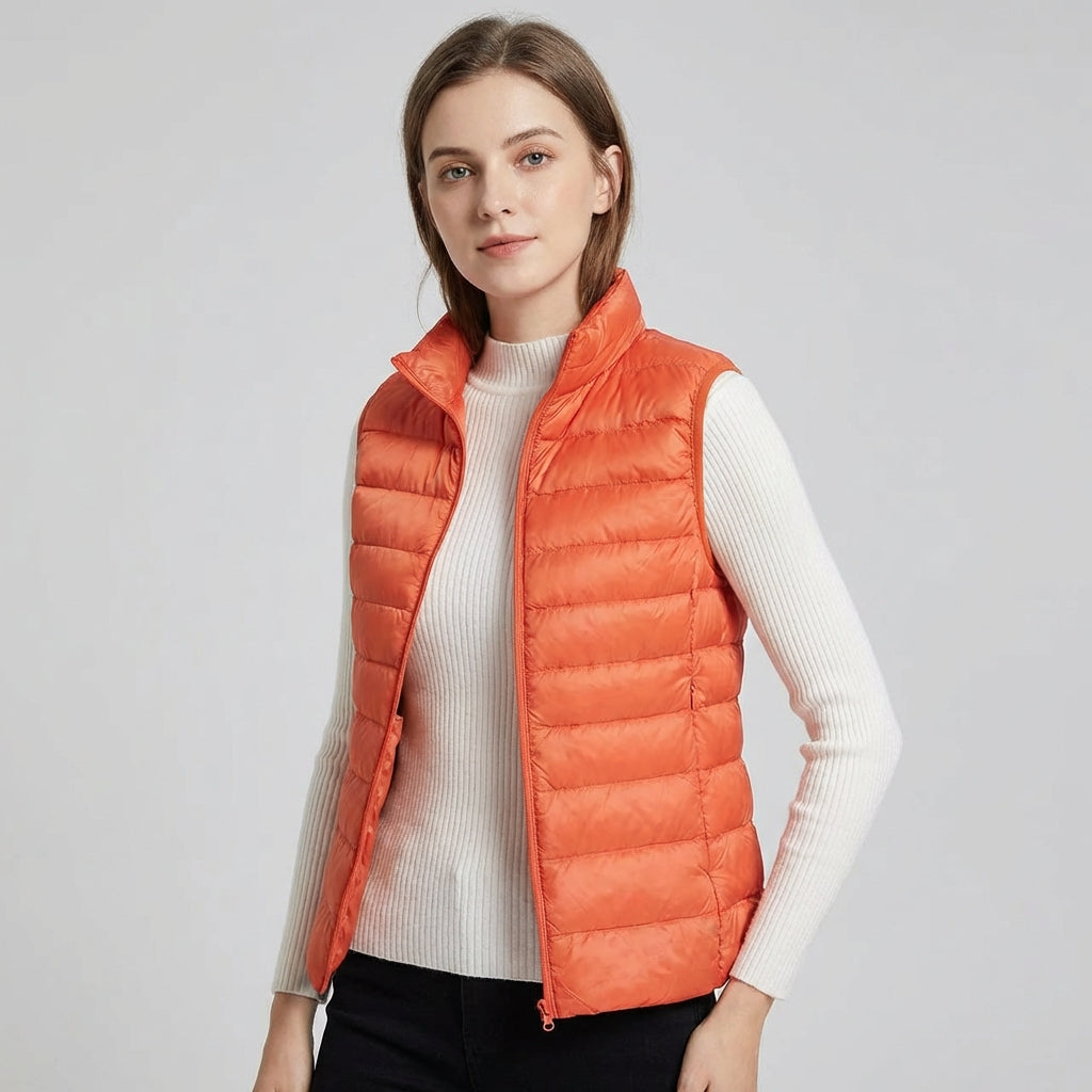 Dame ultralett vest for lag-på-lag, perfekt for kjølige vår- og høstdager.