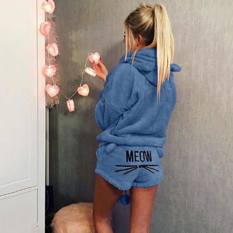 Damen Pyjama mit Katze-Motiv, flauschig und warm, ideal als Geschenk für Katzenliebhaber