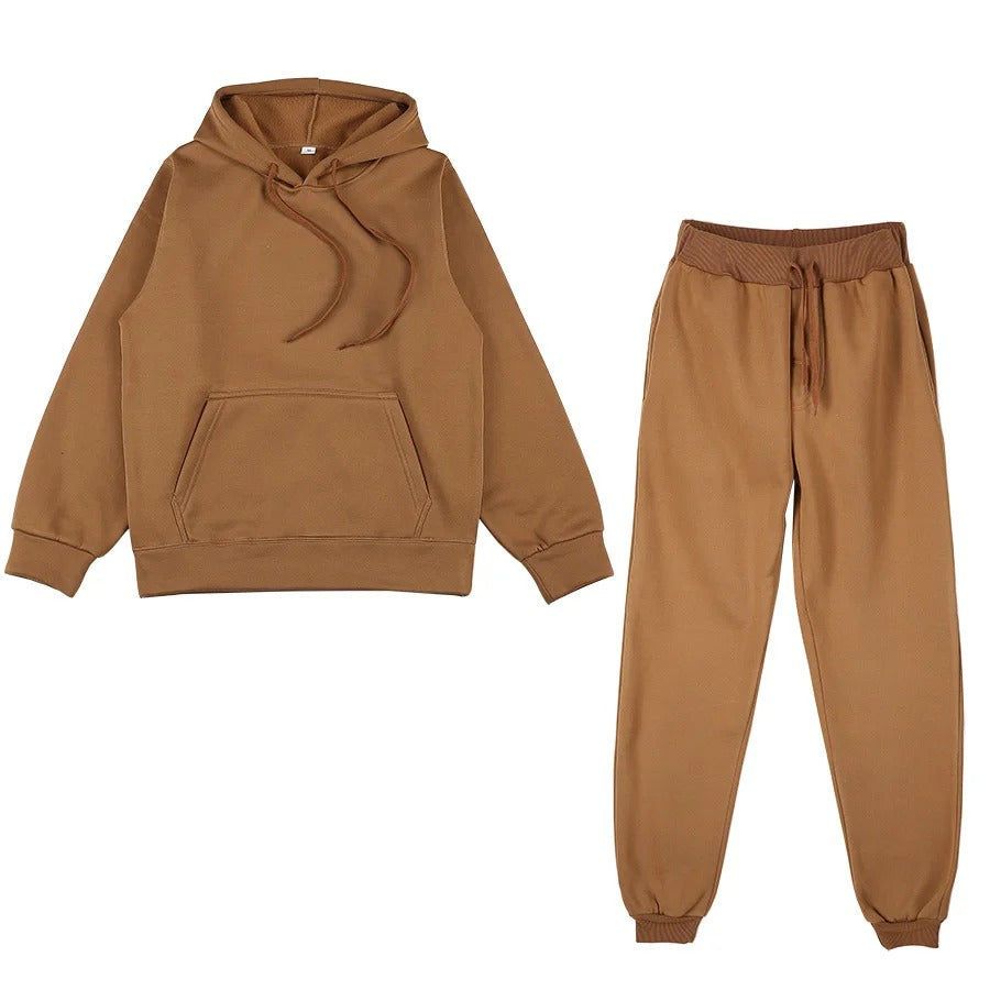 Sportlicher Damen Zweiteiler: Hoodie und passende Hose fĂĽr Training und Freizeit