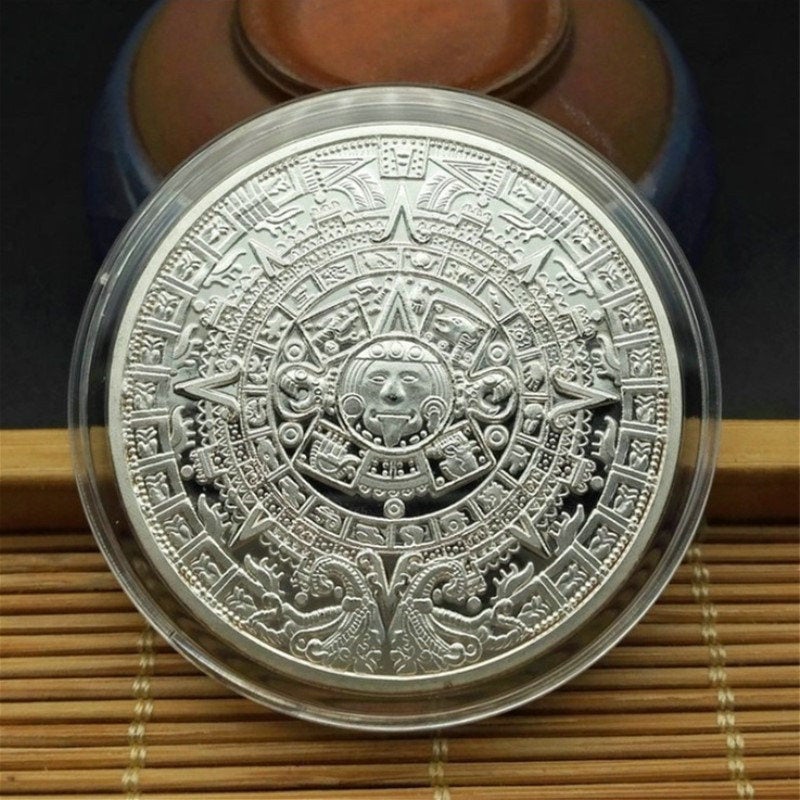 Unik aztekisk kalendermedalje, samleobjekt og meningsfull gave.