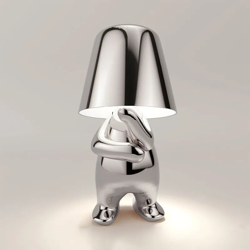 Sølv dimmbar bordlampe. Perfekt for skrivebord, nattbord eller sidebord.