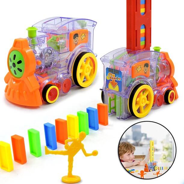 Kreativ lek med domino lastebilen, inspirerer barnas fantasi.