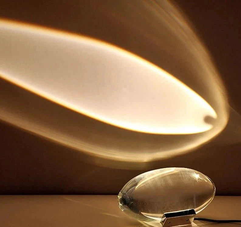 Elegant LED bordlampe med krystall-look, fargeskiftende effekt. Moderne hjemmedekor og unik belysning.