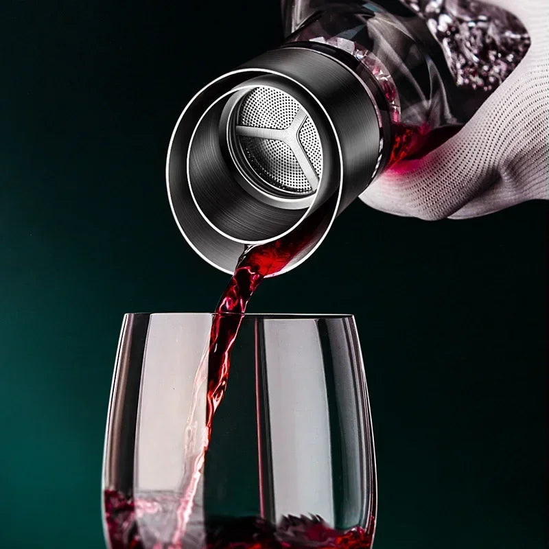 Premium krystall vinkaraffel for rødvin. Fremhev hjemmedekoren mens du lufter og serverer din favorittvin.