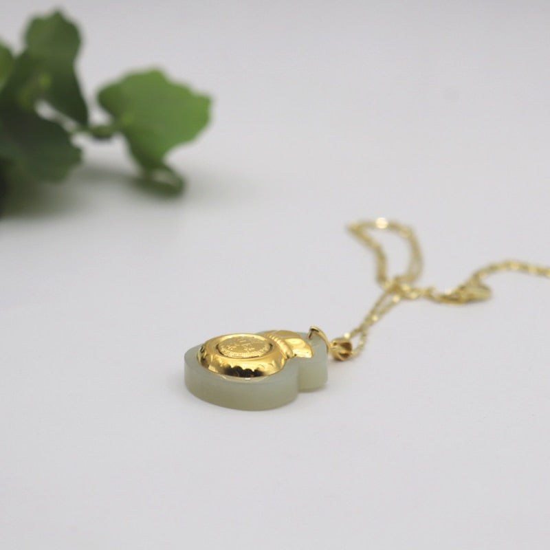 Dameanheng i ekte Hetian jade for rikdom og velstand, en kraftig amulett.