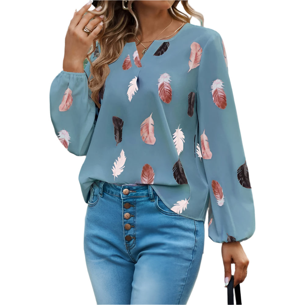 Trendy langermet damebluse med lekkert fjærmønster. Elegant for vår- og sommermote, dame-topp.